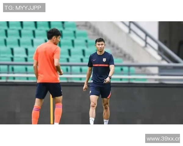 古利特认为齐尔克泽加盟米兰更合适曼联选择是错误决策