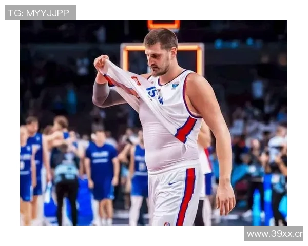 约基奇背靠背两场仅得9篮板却展现出准三双实力引发球迷热议 约基奇背靠背两场仅得9篮板却展现出准三双实力引发球迷热议