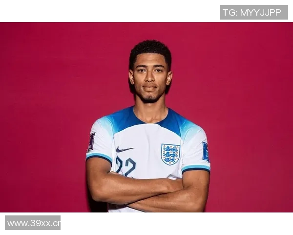 贝林厄姆荣膺英格兰队202425赛季最佳男球员表现卓越助攻频繁 贝林厄姆荣膺英格兰队202425赛季最佳男球员表现卓越助攻频繁