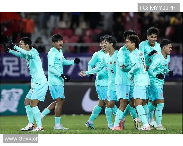 U16国足上半场表现惊艳控球率高达776射门次数23比0完胜对手 U16国足上半场表现惊艳控球率高达776射门次数23比0完胜对手